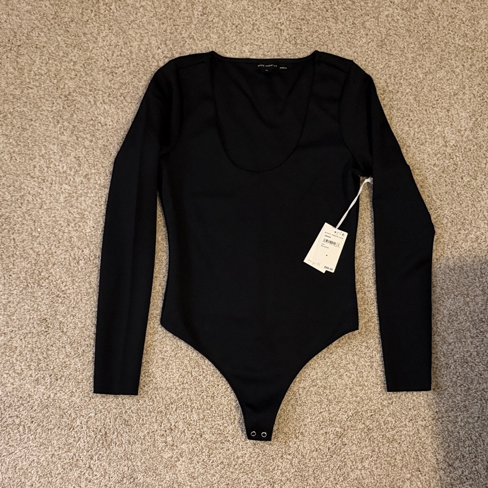 Good American Classic Black Top